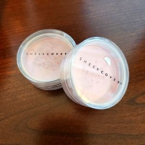 Sheer Cover Lip-to-Lid Highlighter